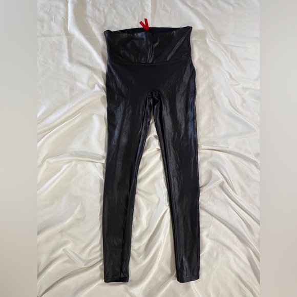 Spanx‎ Womens Medium M Black Faux Leather Look High Waist Leggings - Picture 1 of 6